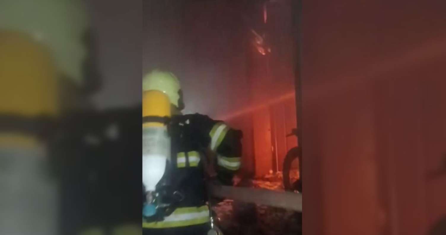 Bakıda yaşayış binasında dəhşətli yanğın -  İkisi azyaşlı olmaqla 4 nəfər öldü-VİDEO