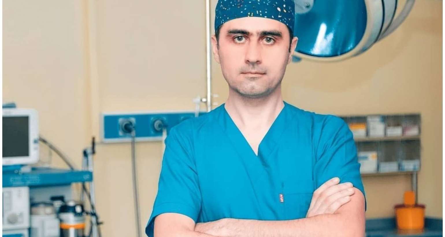 Professorun estetik cərrah oğlu da    siyahıdan kənarda qaldı