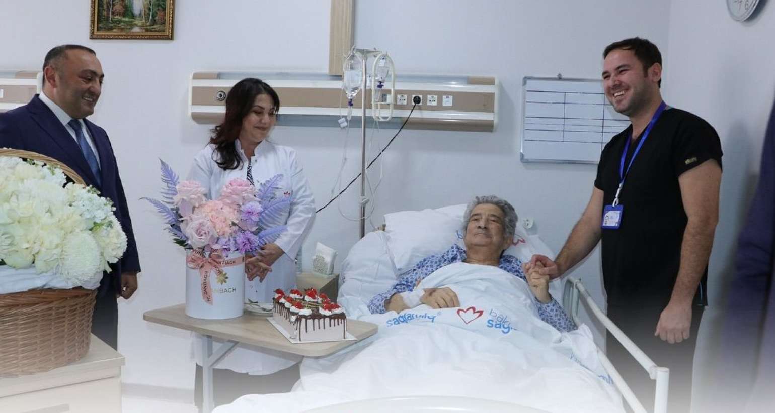 Xalq artisti 88 yaşını xəstəxanada   belə qeyd etdi