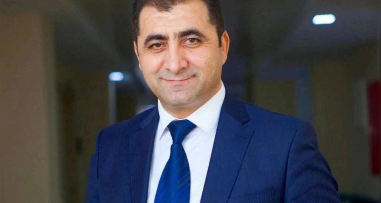 Tanınmış cərrah dünyada ilkə imza atdı -  Çəpər əyriliyi olan uşaqlarda yeni metod - FOTO