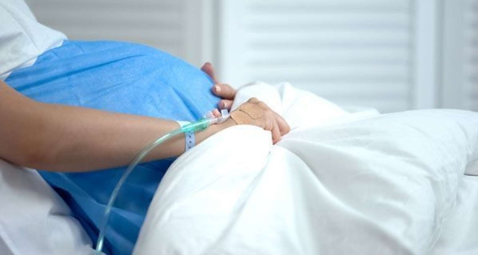 Yeni klinikada ana doğuşda öldü 