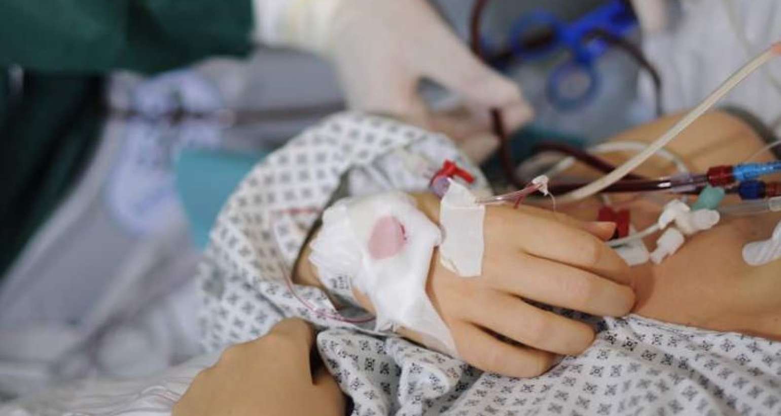 Bakıda epidemiya: uşaq xəstəxanalarında isə antisanitariya  – Şpris, qida  belə çatışmır...