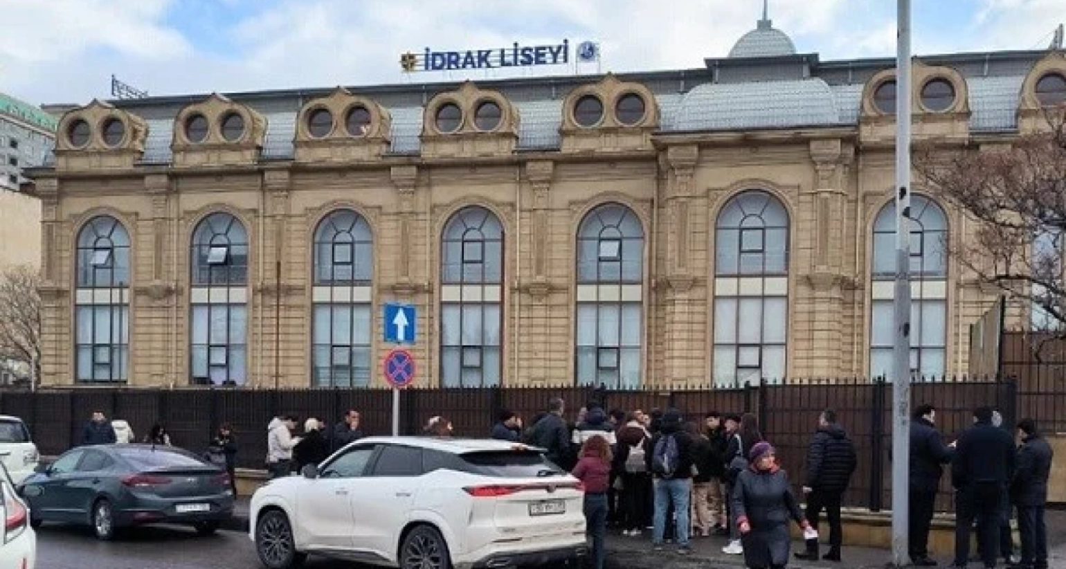 Müəllimini güllələyən şagirdin FOTOSU 