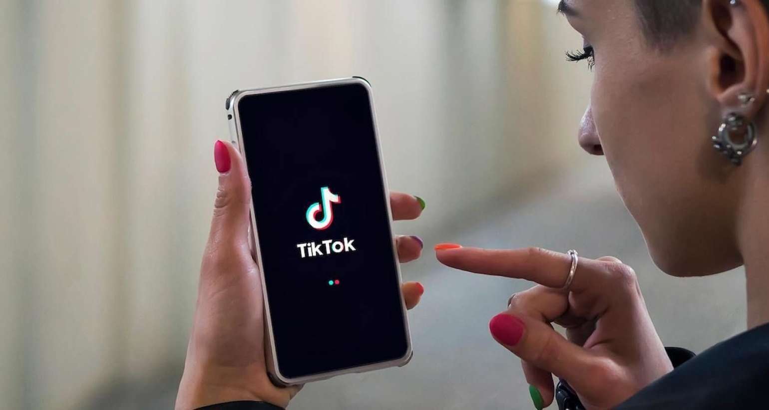TikTok-da çox vaxt keçirənlərdə    hansı pozulmalar baş verir?