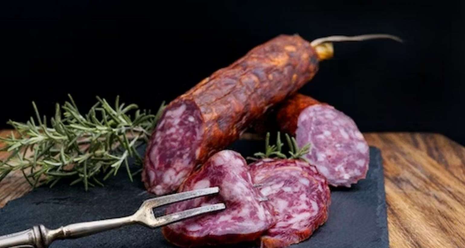 Kolbasadan hepatit keçə bilər   - ŞOK