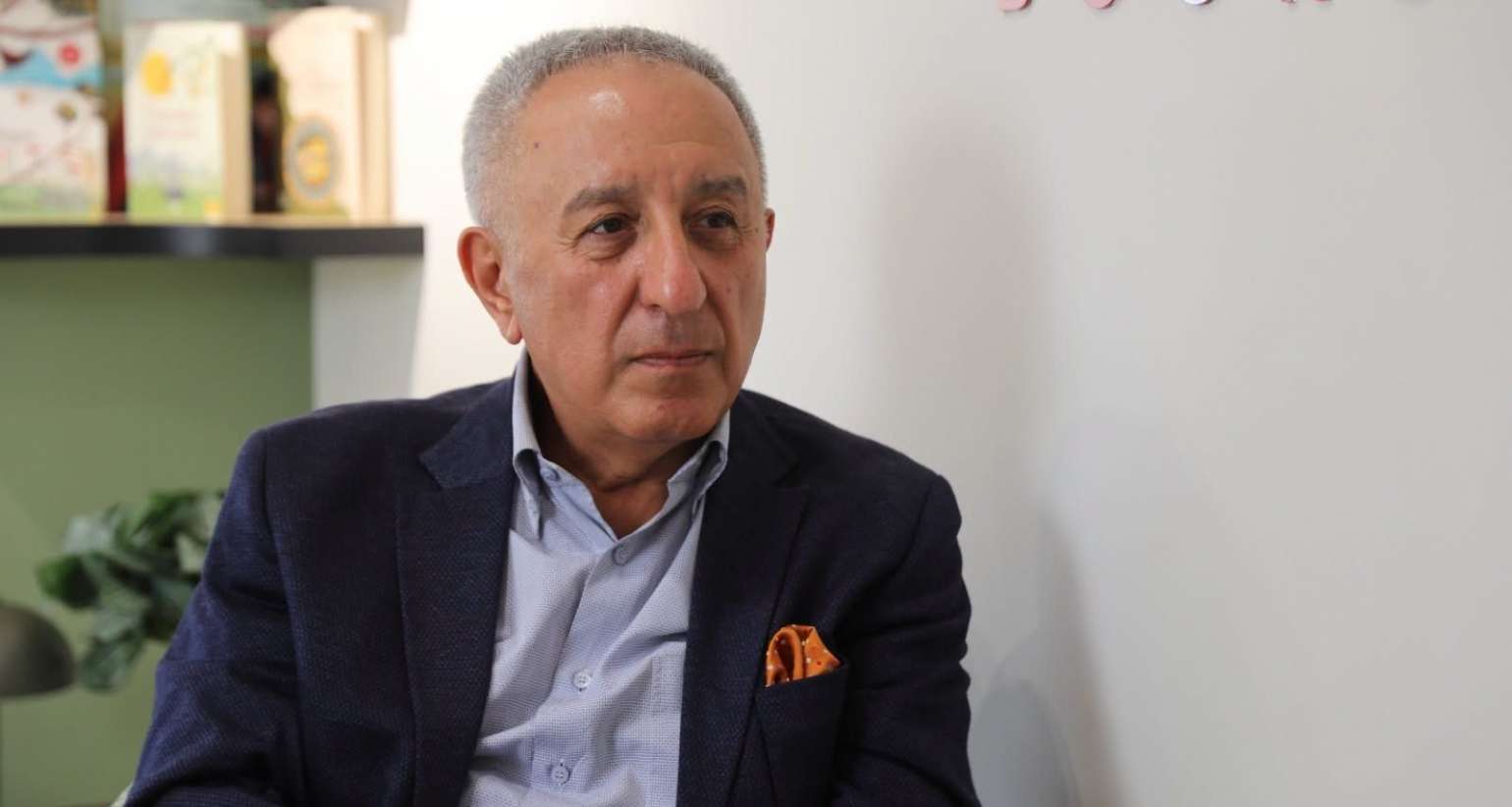 Türkiyədə uzmanlıq təhsili alan azərbaycanlı həkimlərin gələcəyi təhlükədədir  – Çağırış