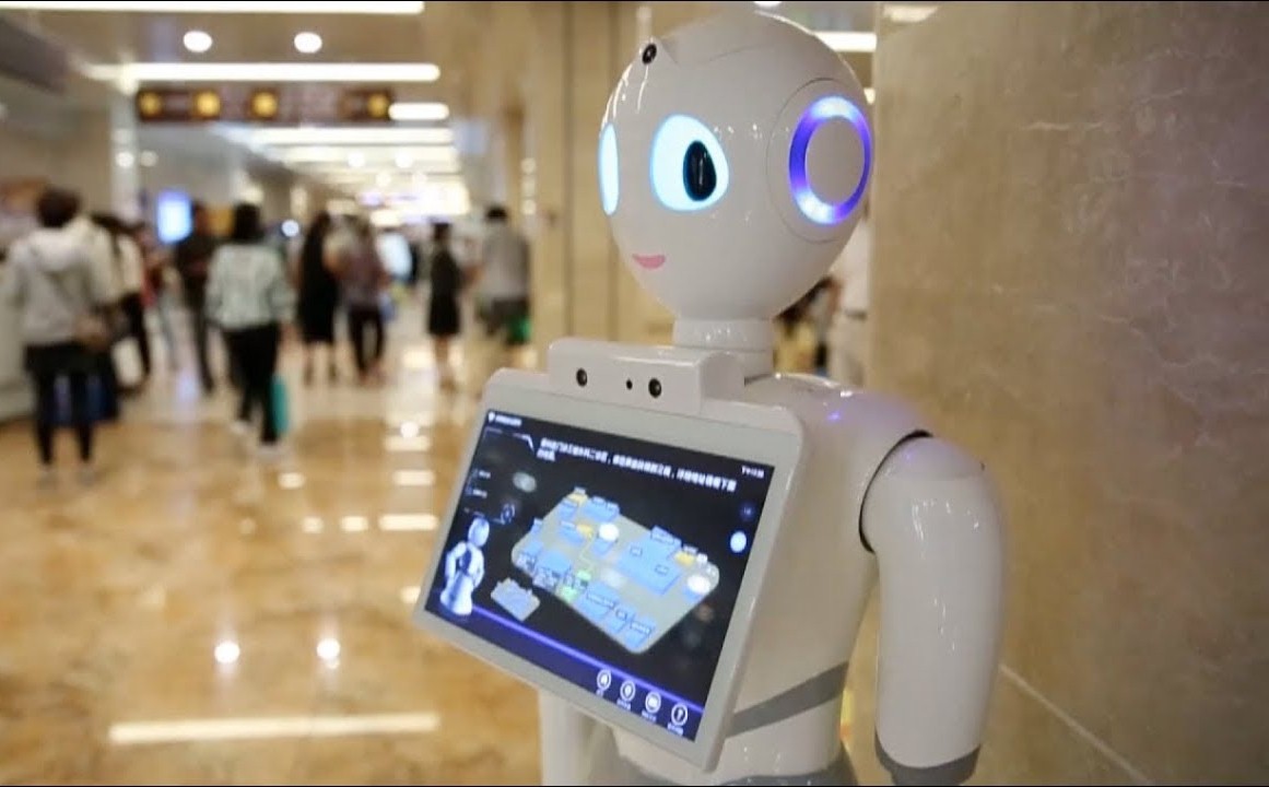 Çində ilk dəfə robot-həkim imtahan verdi -  Lizenziya aldı