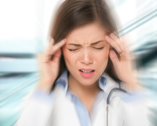 Baş ağrılarından qurtulmaq mümkündür-  Miqren botoksu nədir?