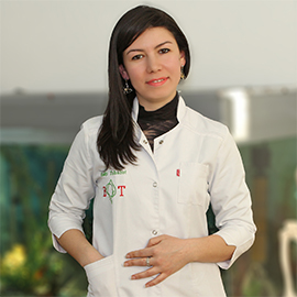 “Çarən yoxdur” dedikləri qadını 5 seansa müalicə etdik” –  Əlləriylə diaqnoz qoyub, əlləriylə müalicə edən osteopat