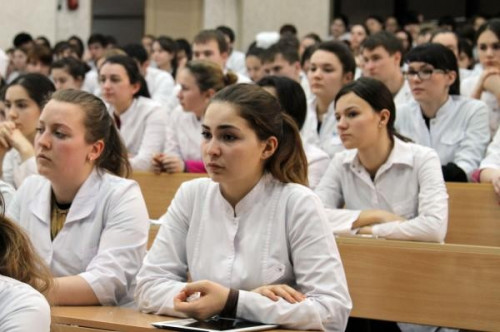 Azərbaycan Tibb Universitetinə qəbul planı kəskin azaldıldı -  Açıqlama