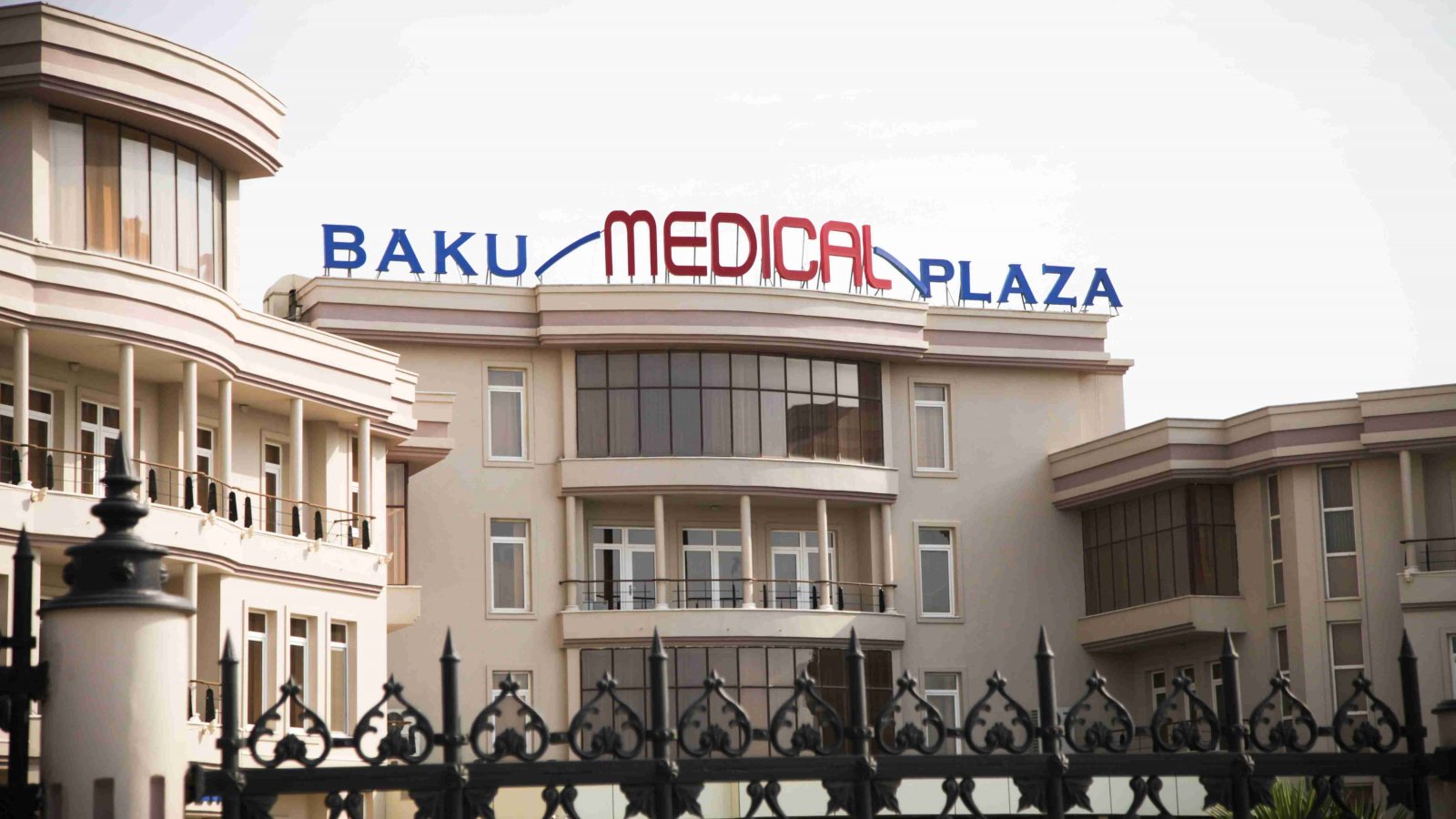 “Baku Medical Plaza" xəstənin ölümü ilə bağlı ittihamlara cavab verdi  