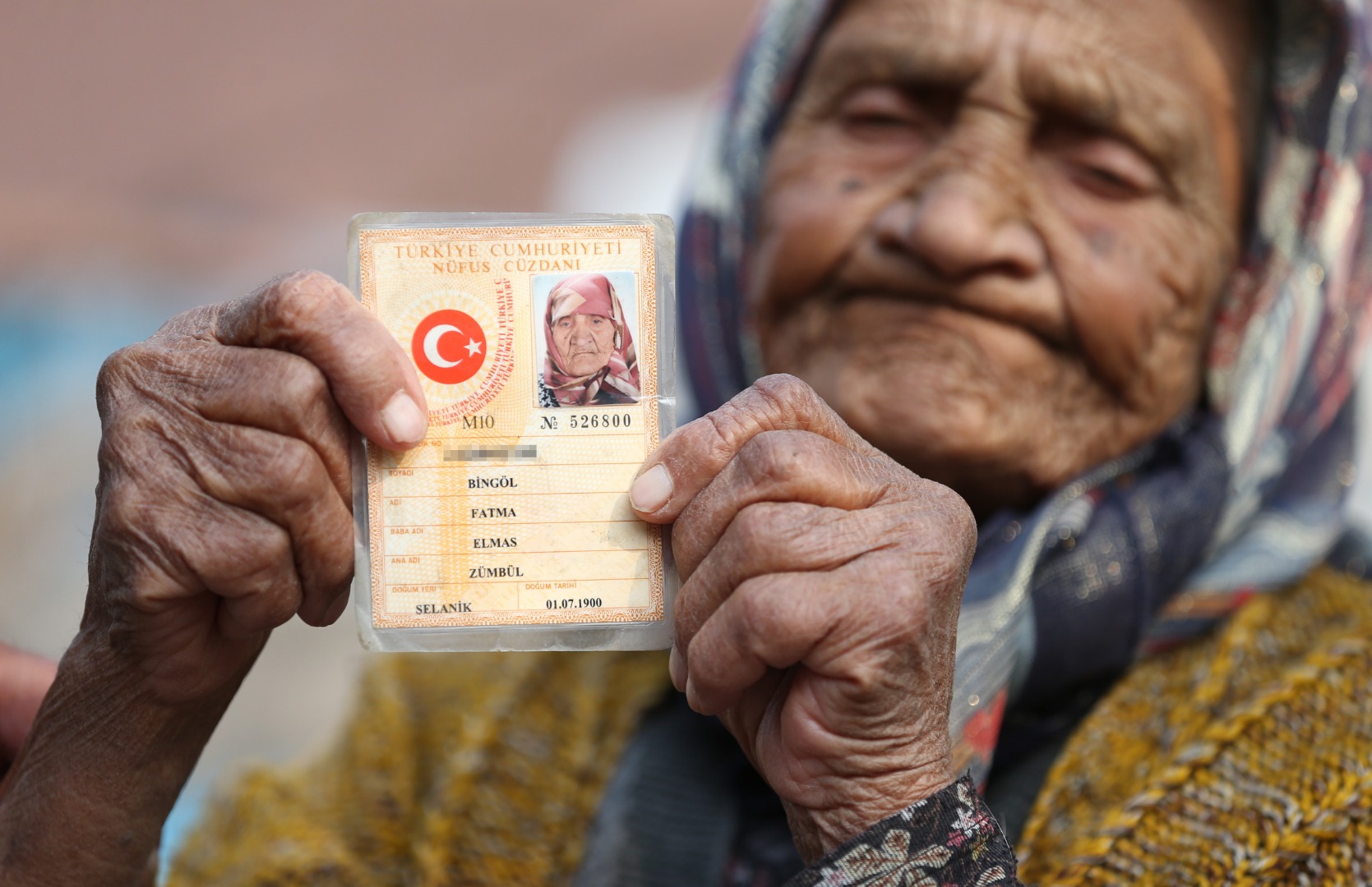 3 Padşah, 12 prezident görüb  - 119 YAŞLI FATMA NƏNƏ