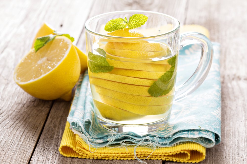 Limonlu çay yox, su için -  İMMUNİTETİ BƏRPA EDƏN ƏN YAXŞI VASİTƏ