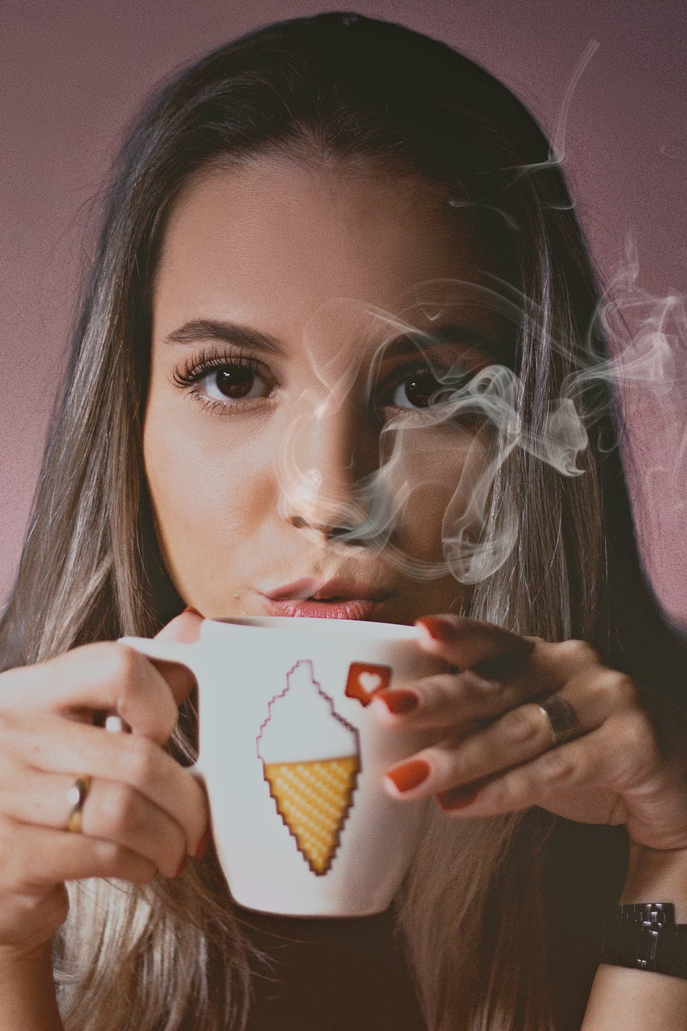 Acqarına qəhvə içdikdə nə baş verir?  – ZƏRƏRLƏRİ