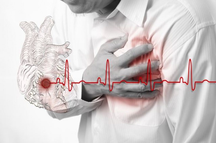Qarın ağrısı infarktın əlaməti ola bilər –  4 saatdan artıq davam edirsə…