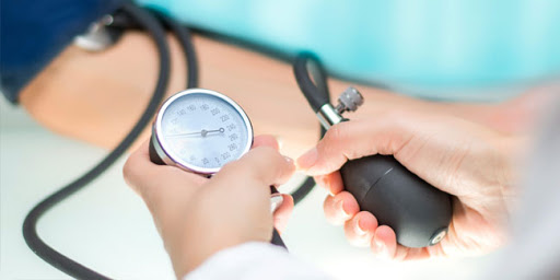 Yüksək təzyiqlə koronavirus arasında əlaqə aşkarlandı 