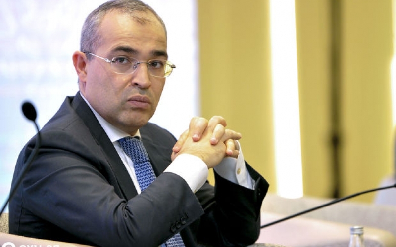 "Gələn həftədən tibbi maska və xalat istehsalına başlanılacaq" -  Nazir