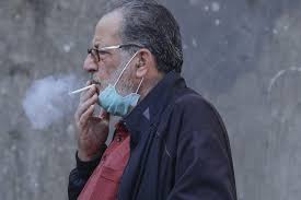 Koronavirusun siqaret çəkənlər üçün təhlükəsi -  AÇIQLAMA