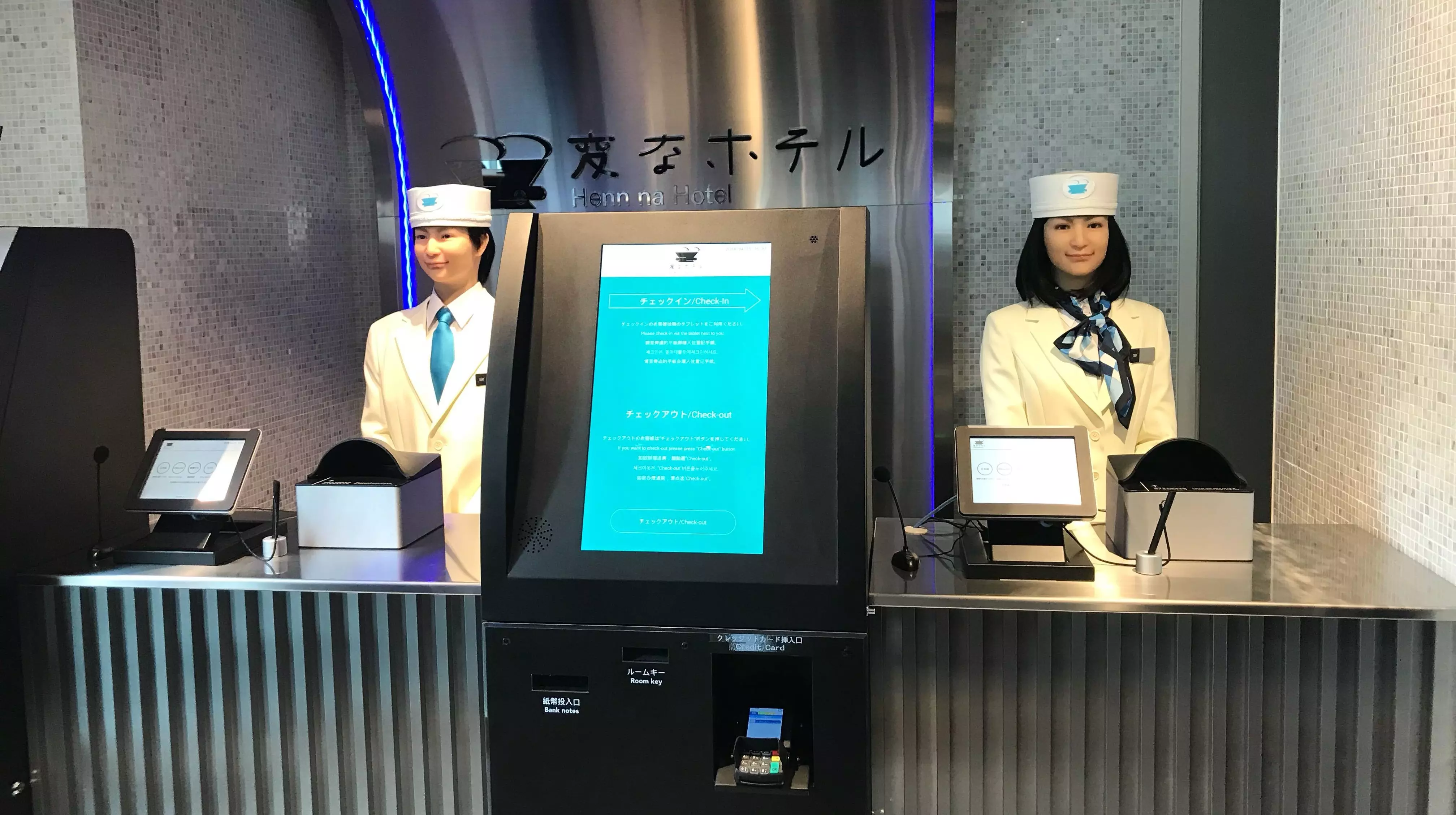 Honkonq hotellərində koronavirusa görə robotlar işə götürülüb 