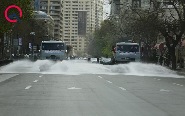 Bakının əsas küçələri belə dezinfeksiya olunur  - Fotolar