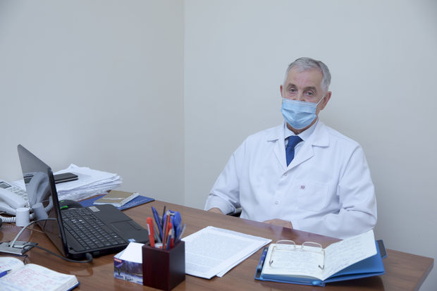"Bəli, vəziyyət çox çətindir, insanlar özünü qorumur"   - ATU Tədris -Cərrahiyyə Klinikasının direktoru