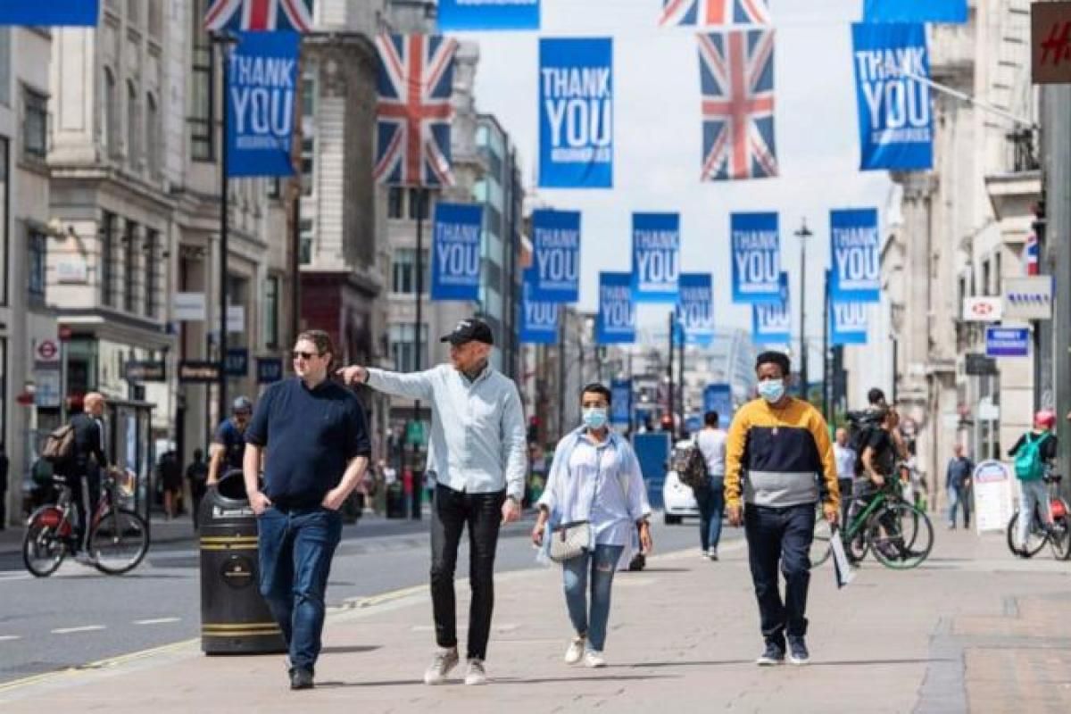 1 gündə 3 minə yaxın yoluxma faktı -  Britaniyada