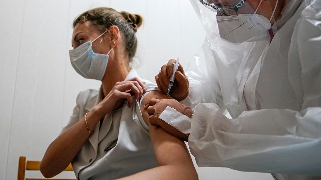 "Bu halda ikinci doza vaksin vurulmamalıdır" -  VİDEO