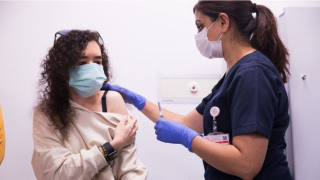 Allergiyanız varsa vaksini klinikalarda vurdurun! -  Türk həkimdən məsləhətlər