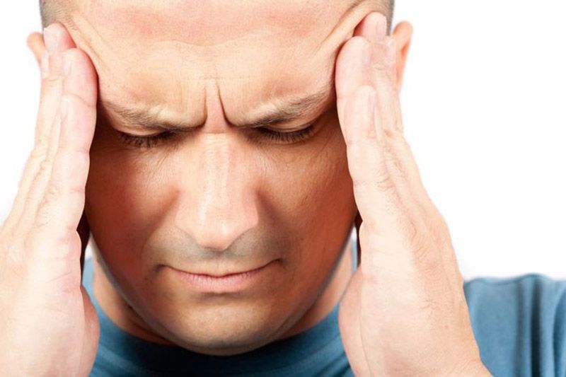 Başınızı sanki dəmir halqa ilə sıxırlar   – Beyində spazm, yoxsa stress?