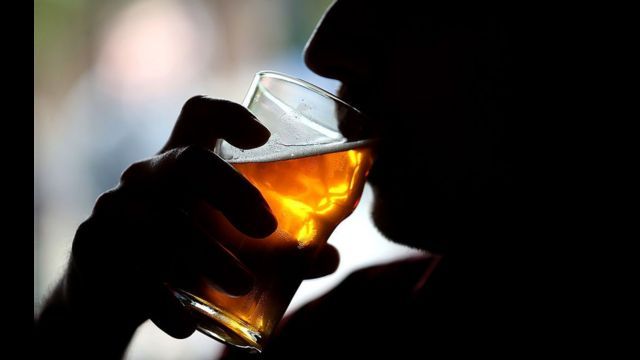 Koronavirusa yoluxduqda içki qəbul etməyin 