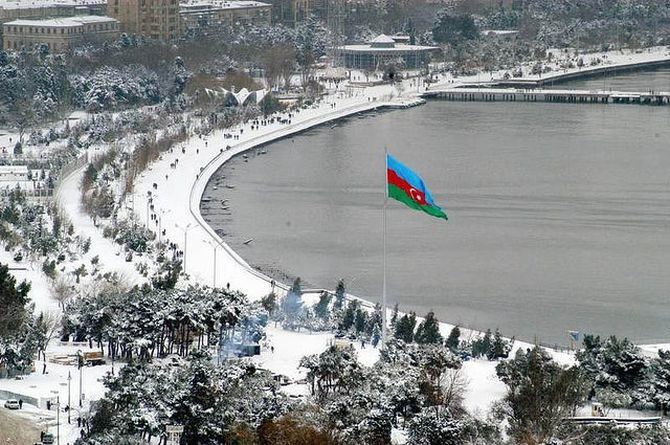 Bakıya qar gəlir, temperatur 10 dərəcə enəcək 