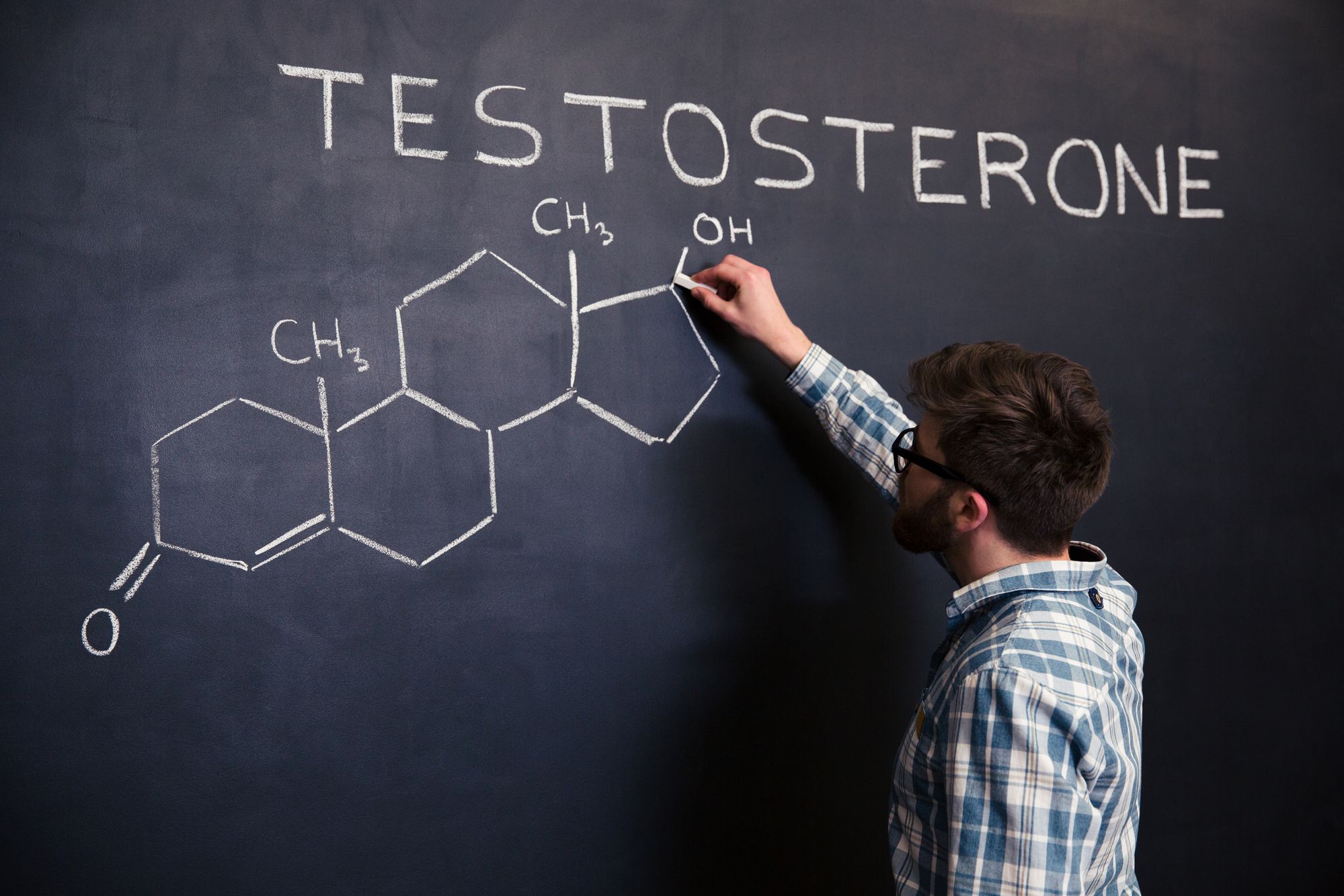 45 yaşdan sonra kişilərdə testosteronu qaldırmağın yolu 