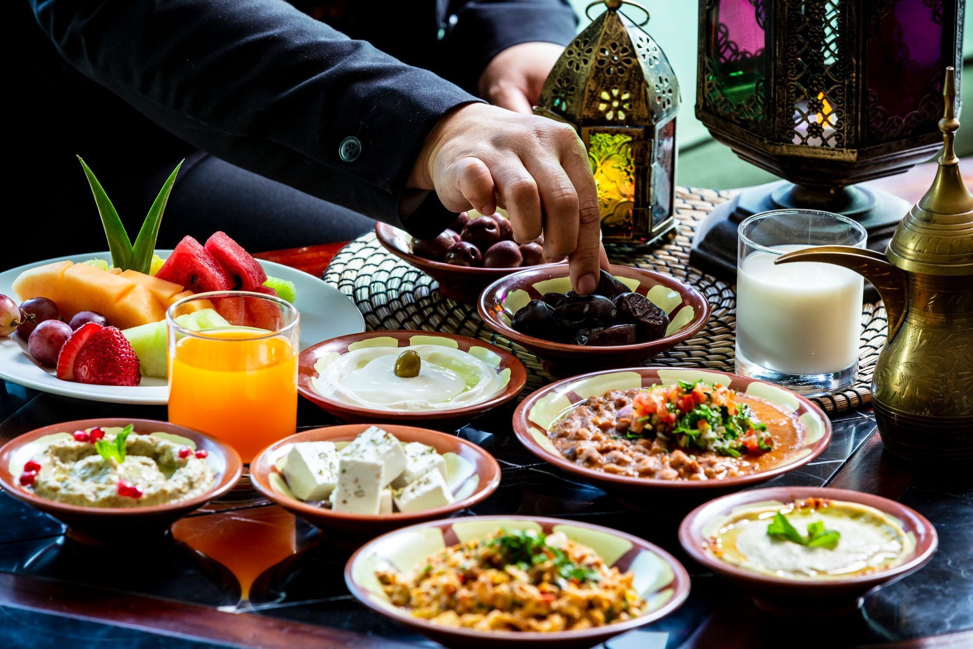 Azərbaycanda iftar süfrəsində kütləvi zəhərlənmə 