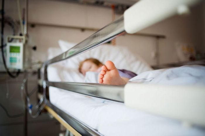Sumqayıtda 7 yaşlı uşaq xəstəxanada  öldü