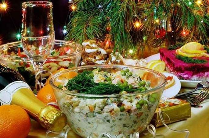 Yeni ildə zərərli salat yox, kabab yeyin  - Dietoloq