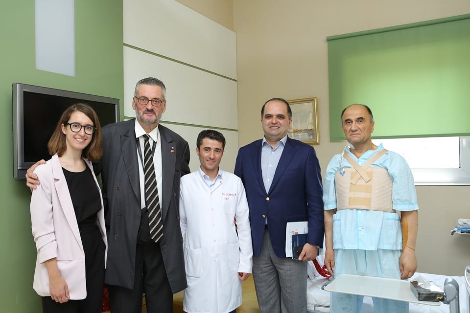 Gömrük hospitalın baş həkimi azad edilib 