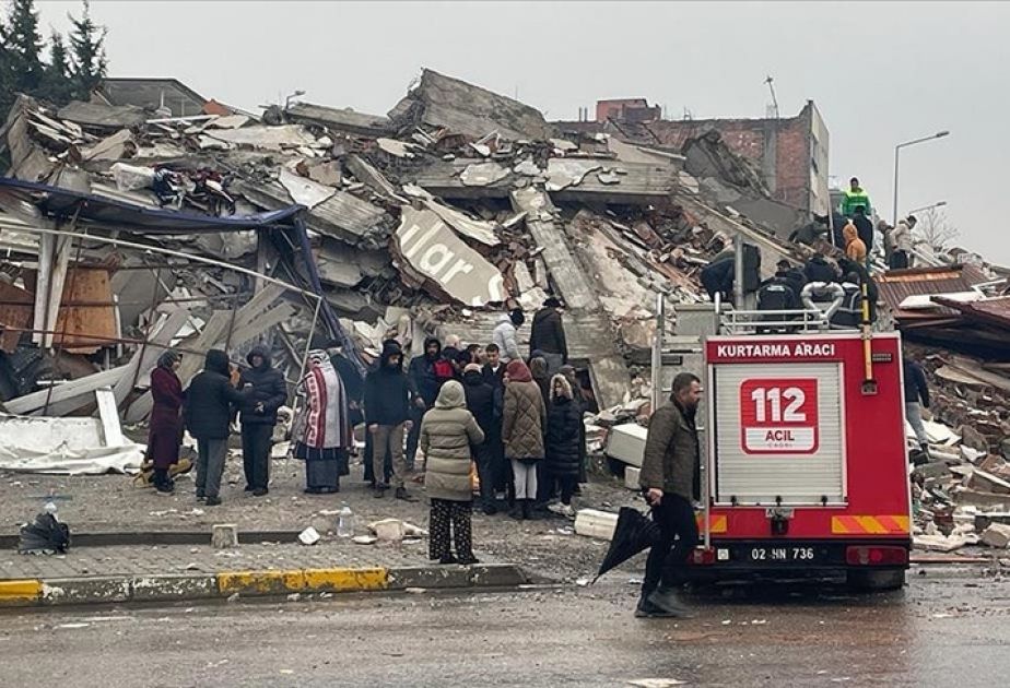 Azərbaycanlı həkimlər zəlzələ bölgəsinə yardım üçün  göndərildi