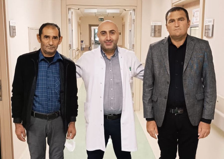 Azərbaycanda qardaş qardaşına böyrəyini verdi 
