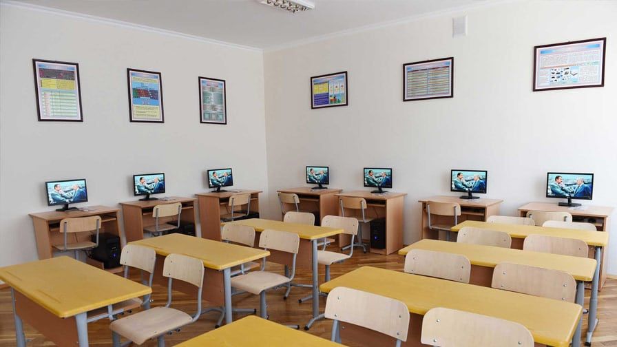 Bakıdakı bu məktəbdə distant təhsilə keçildi   - Qızılcaya görə