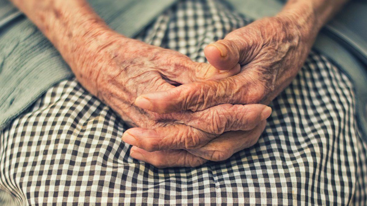 104 yaşlı qadın uzun ömürlülük sirrini     açıqladı