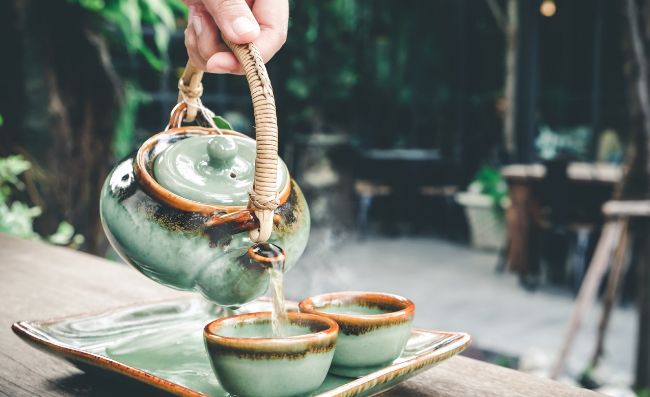 Bildiyiniz bütün bitki çaylarını unudun! – Zeytun yarpağı çayını sınamaq üçün səbəblər  