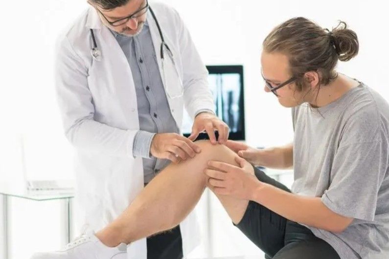 Ayaqdakı tüklər tökülürsə… -  Təhlükəli xəstəliyin gizli əlaməti 