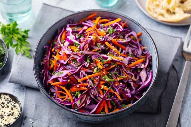 Qanı durulaşdırmaq üçün    bu salatı yeyin