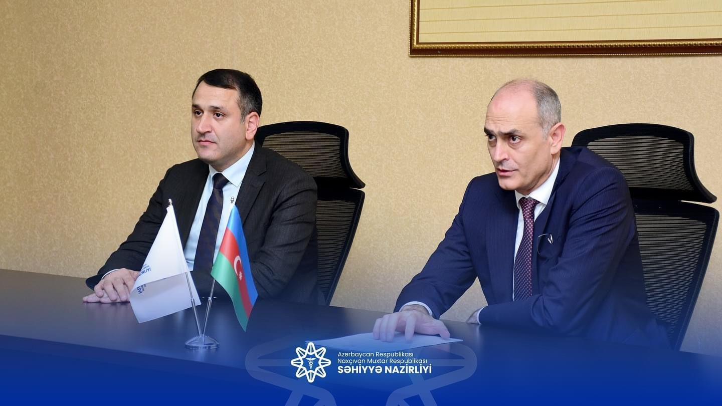 Naxçıvanın yeni səhiyyə naziri kollektivə    təqdim edildi