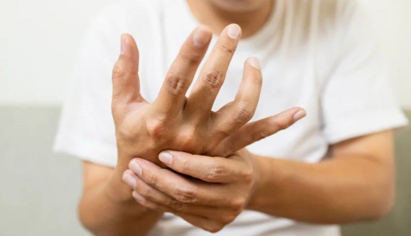 Gənclər arasında sürətlə yayılan xəstəlik –  SƏBƏB NƏDİR?
