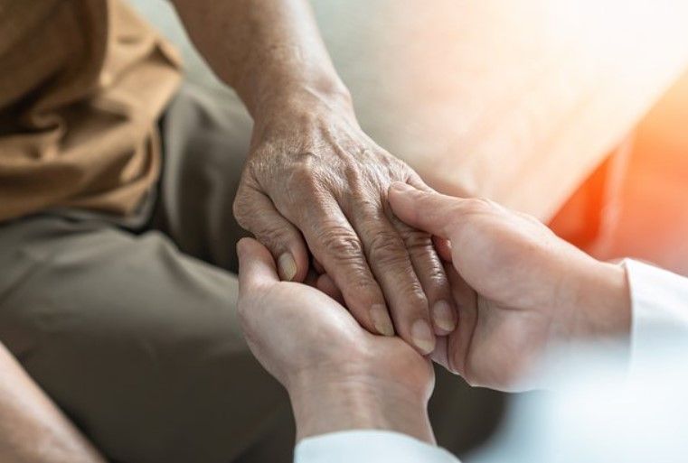 Alzheimer xəstəliyinin yeni əlamətləri müəyyən edildi 