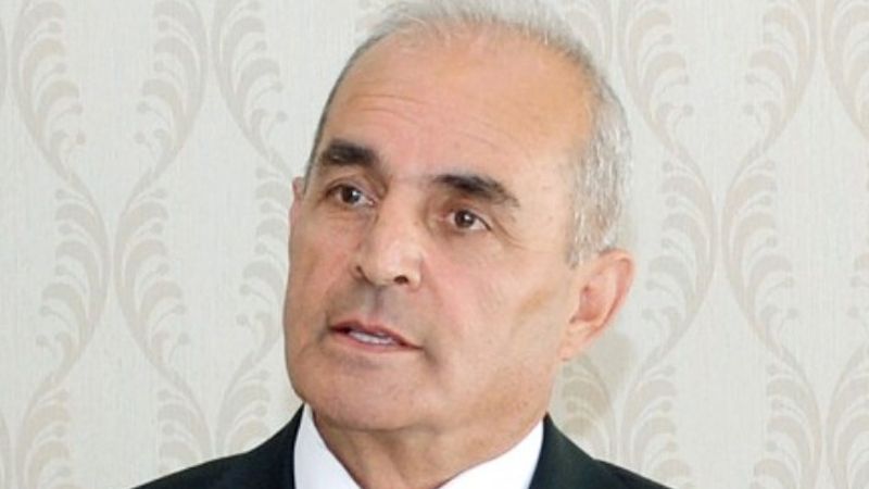 Deputat yıxılıb ağır xəsarət aldı -  "Güclü ağrılarım var"