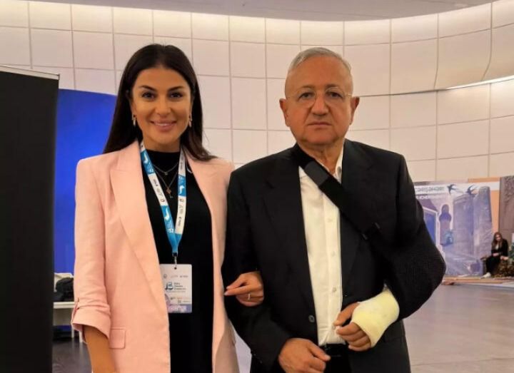 Vaqif Mustafayevə nə olub? -  FOTO
