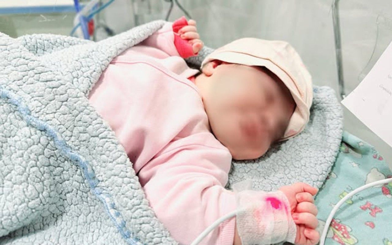 Bakıda 6 kiloqramlıq  körpə dünyaya gəldi
