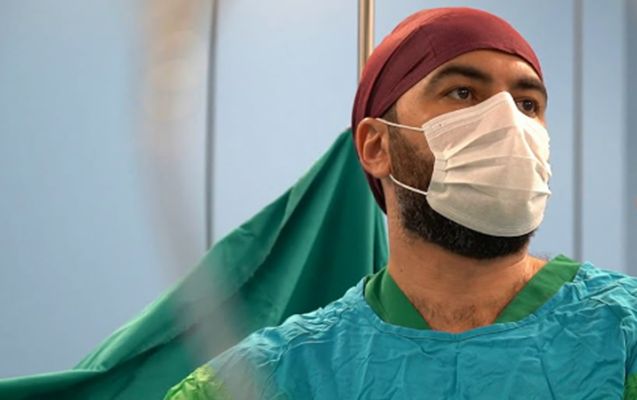 Əməliyyat zamanı “TikTok”da canlı açan cərrah nazirliyə çağırıldı -  VİDEO